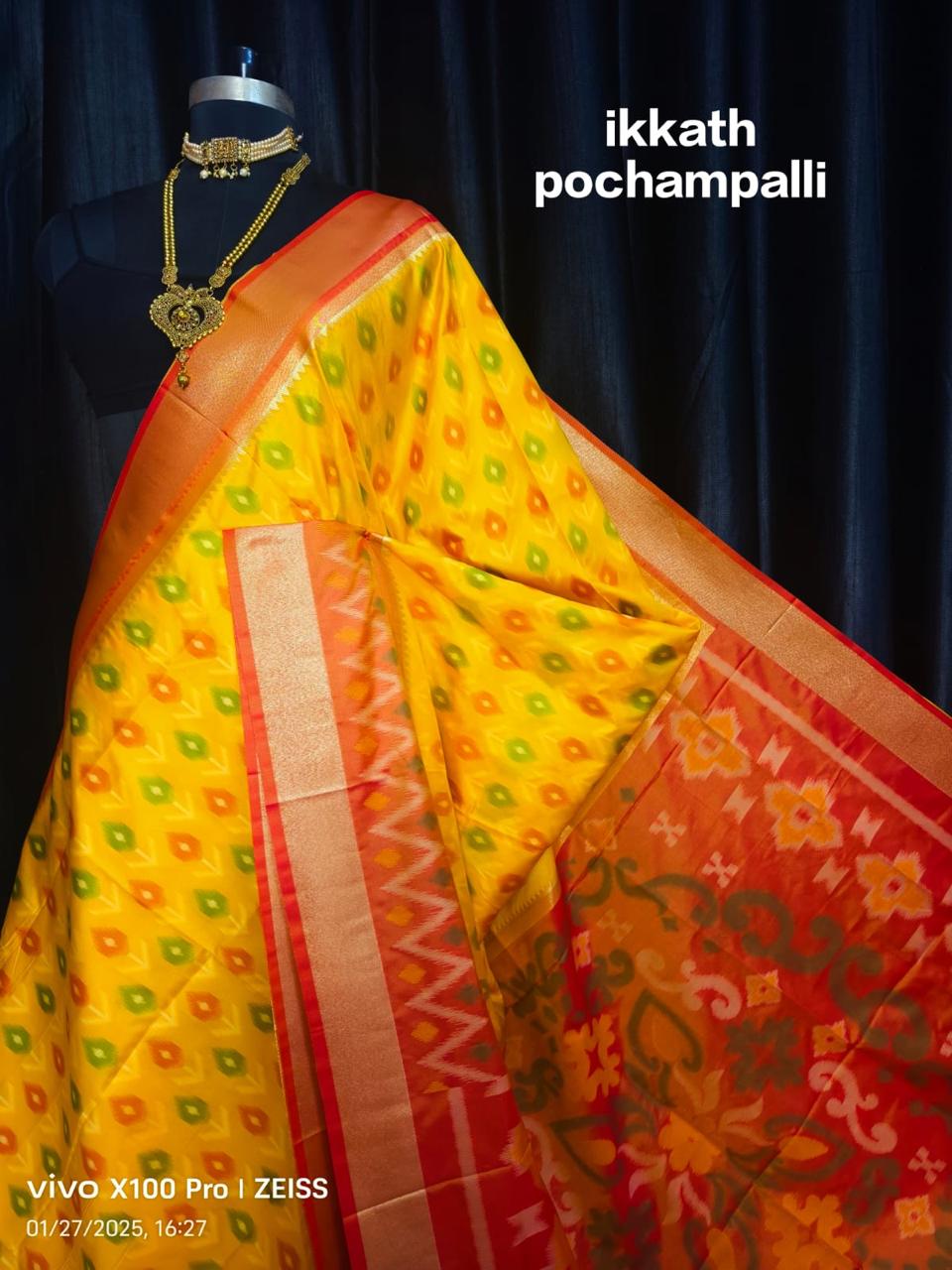 Pochampally Ikkat Pattu Silk Saree