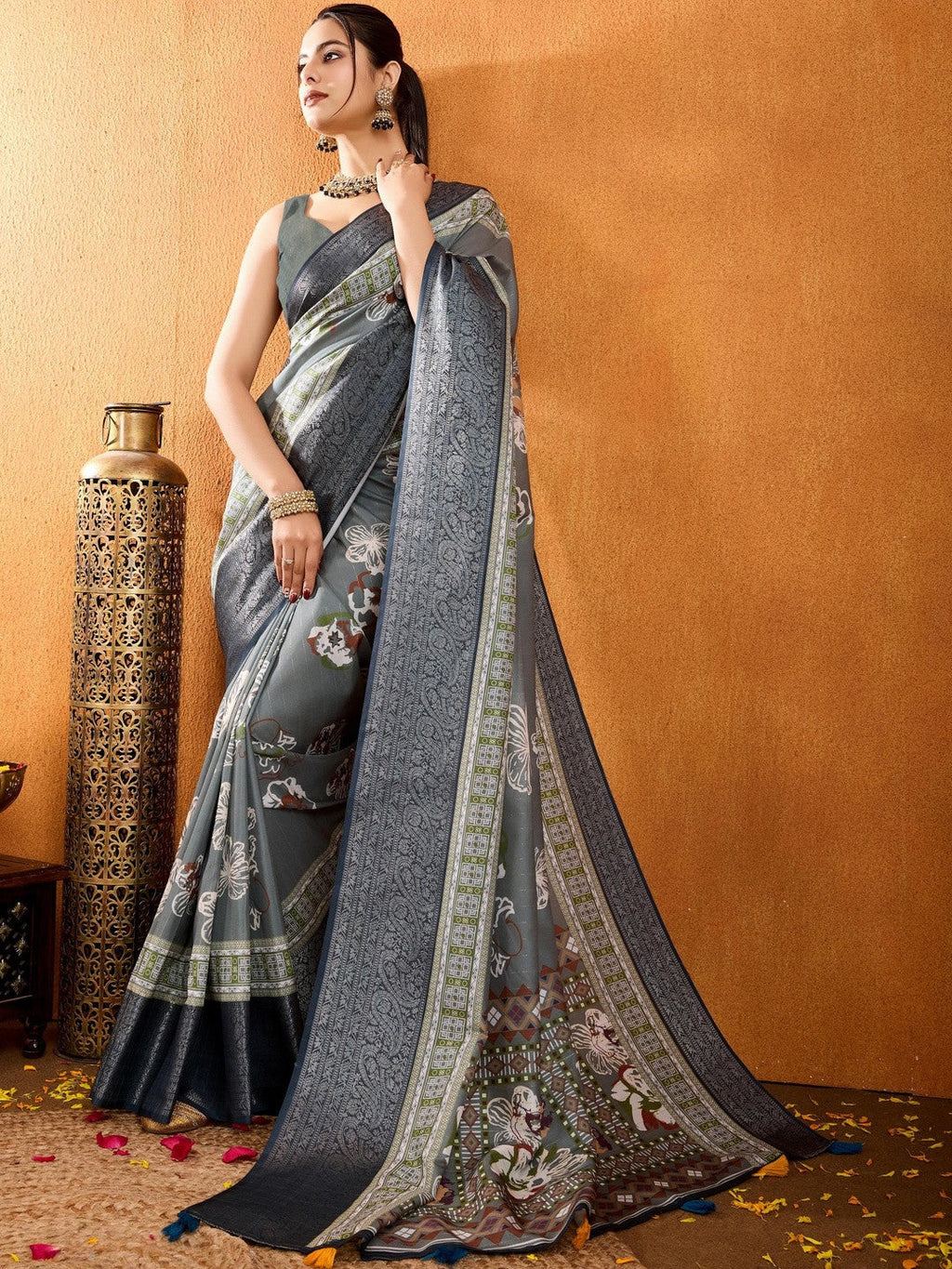 Grey Floral Printed Zari Pure Crepe Saree