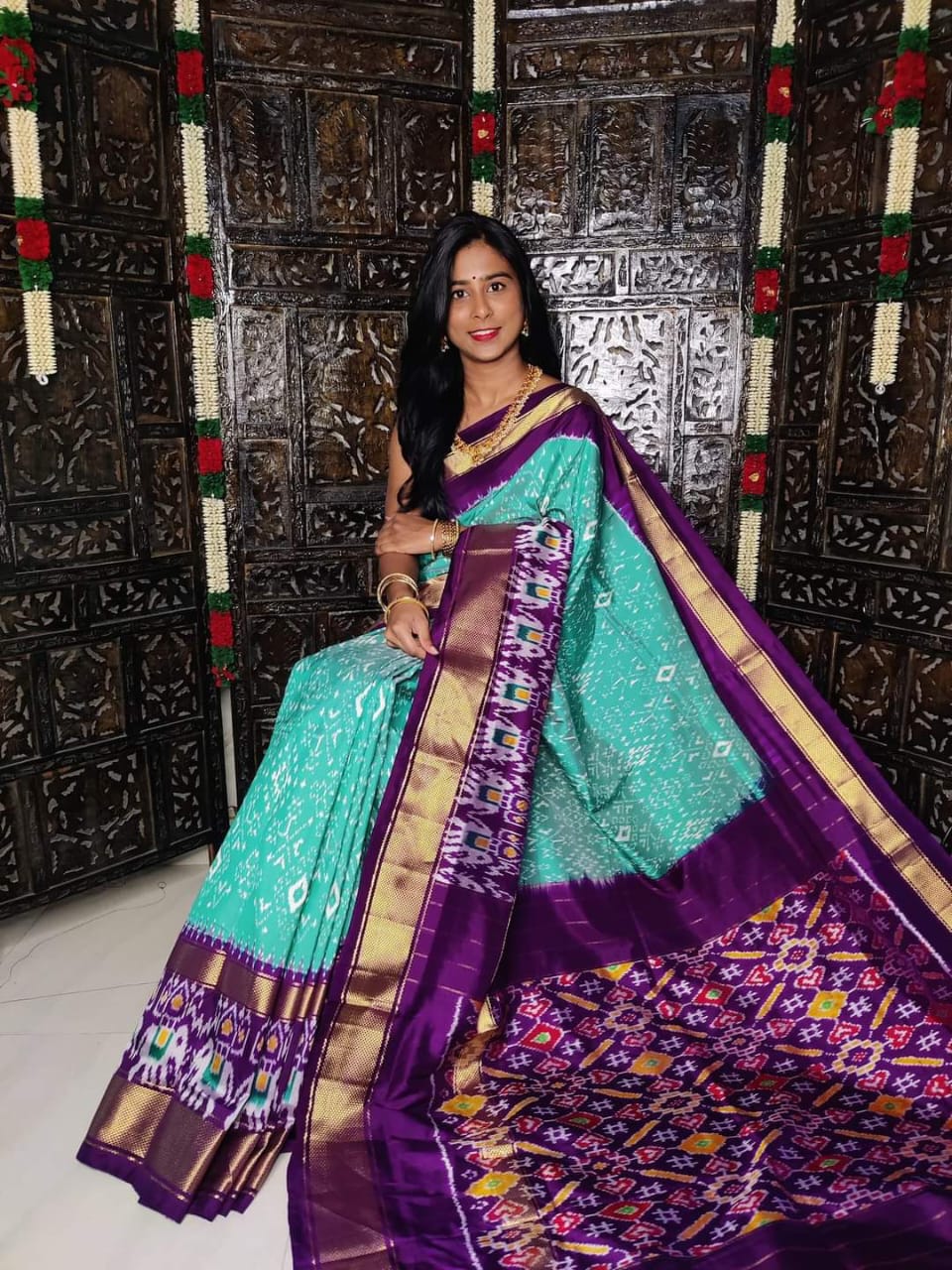 Pochampally Ikkat Pattu Silk Saree